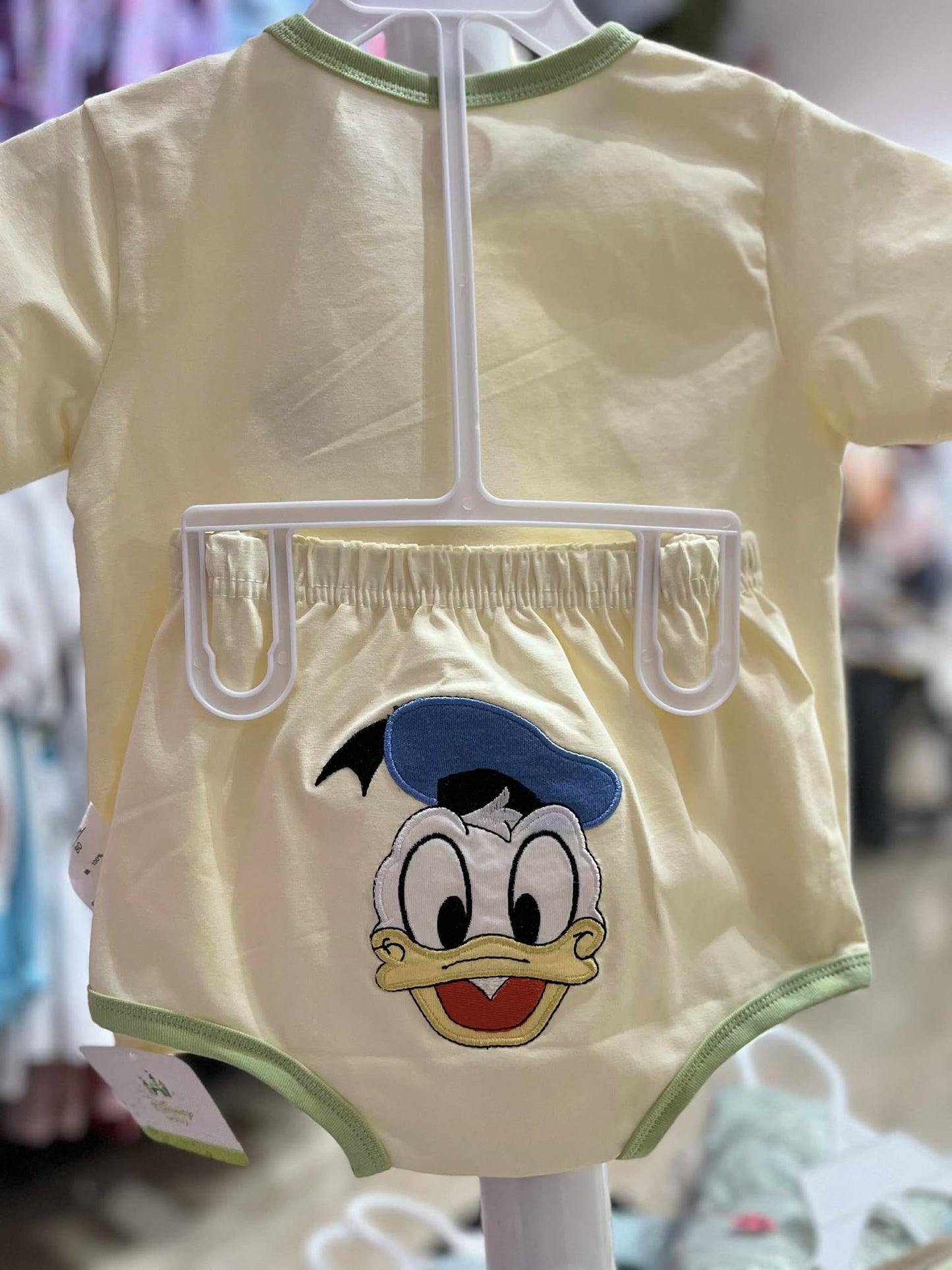 CH 629 DISNEY SHIRT W/ SHORT (DUCK LIGHT YELLOW)