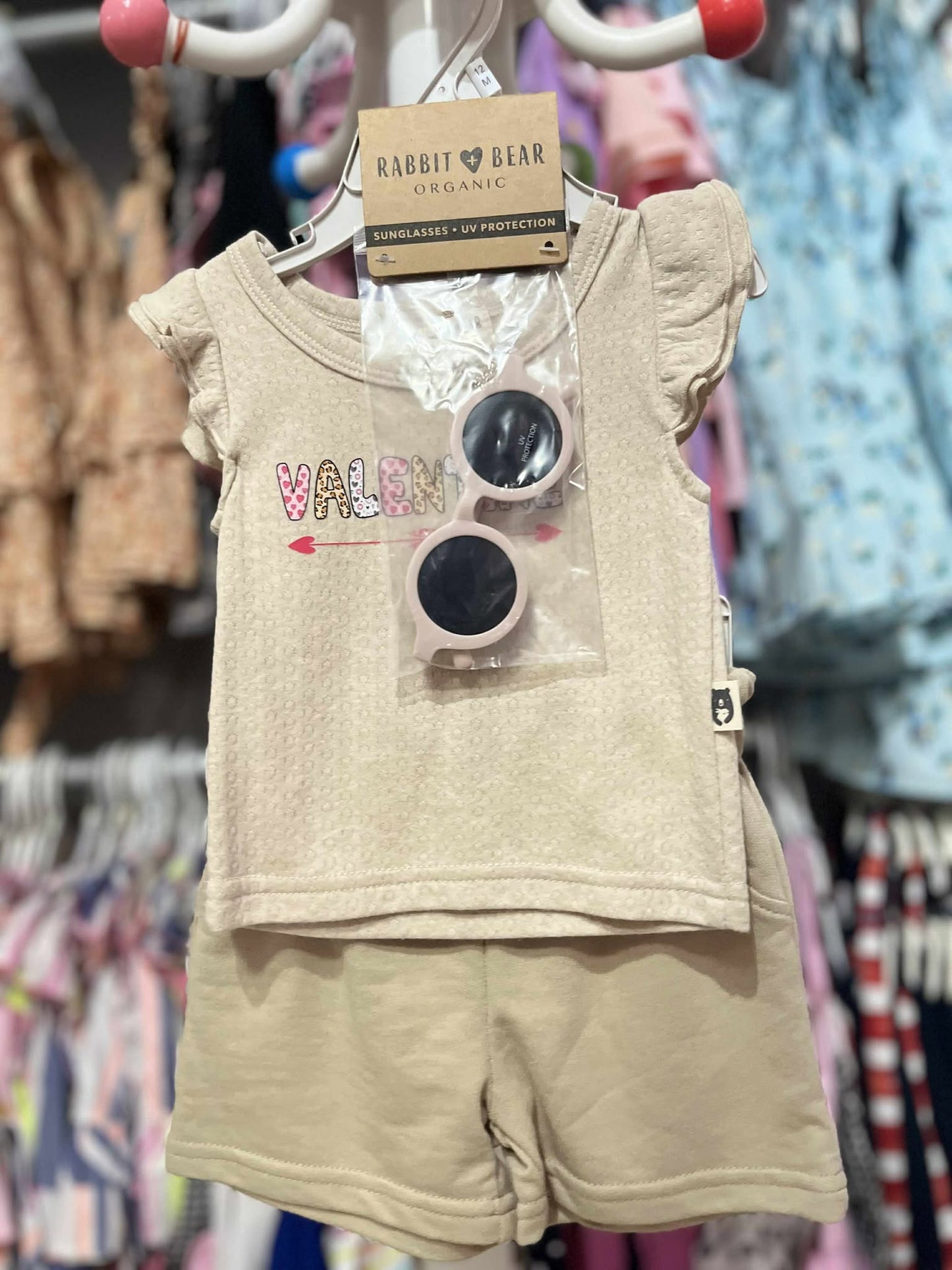 CHONH 113 RABBIT B. 3PC GIRL W/ SHADES