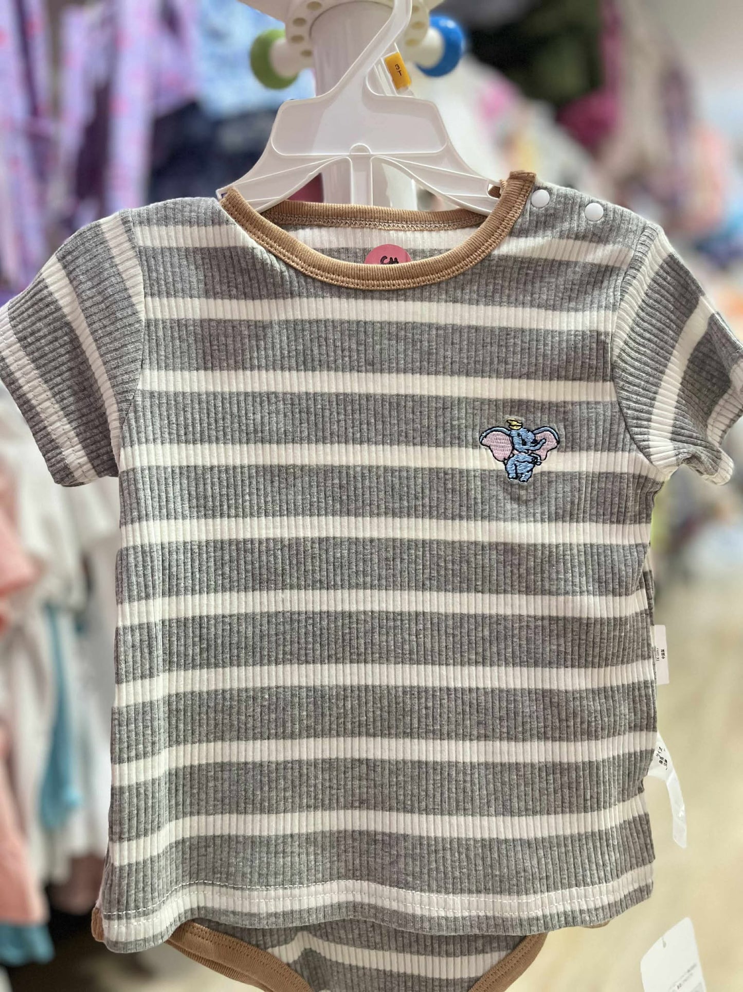 CH 629 DISNEY SHIRT W/ SHORT (ELEFANT)