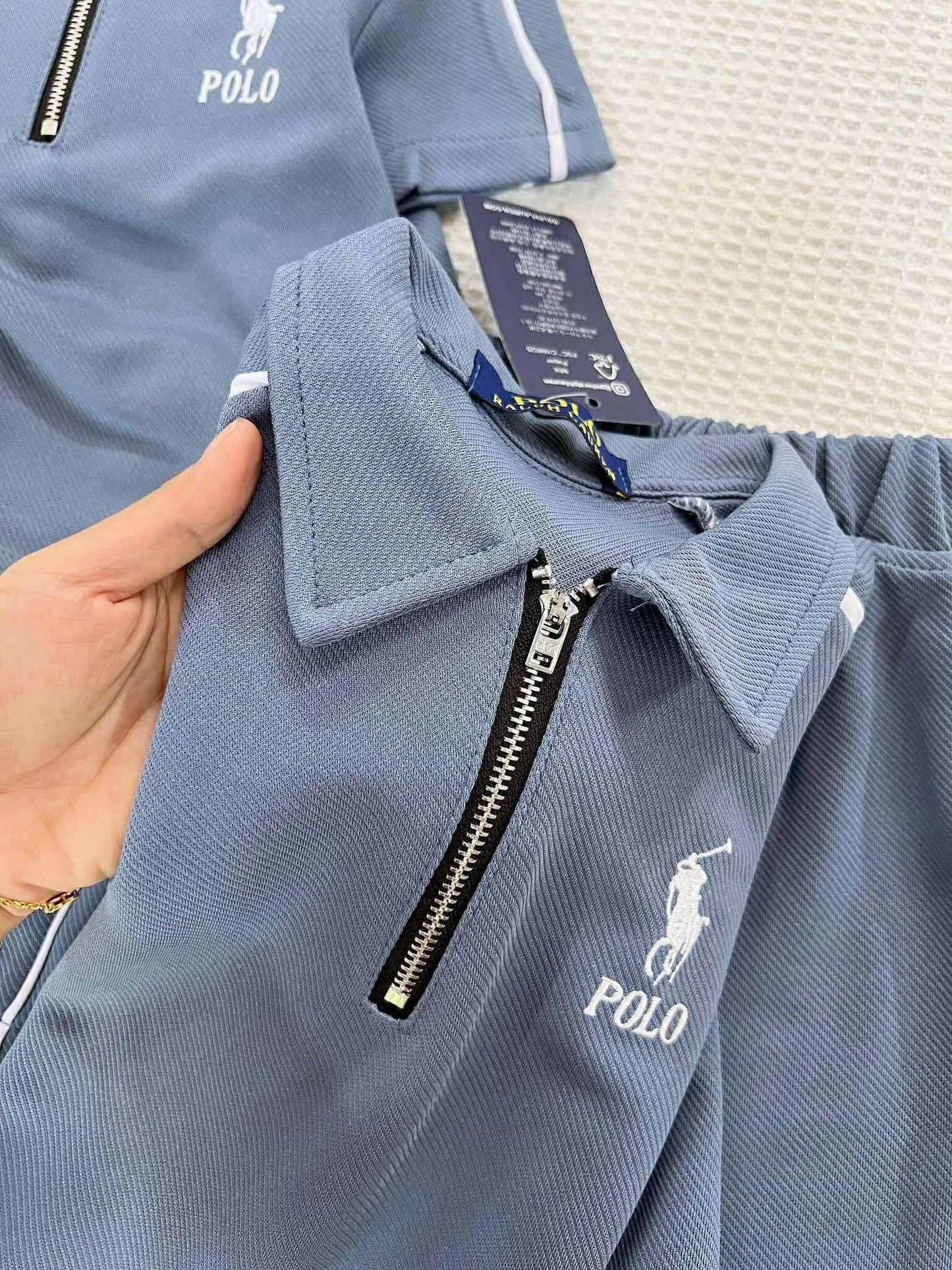 VT 566 POLO ZIPPERED BOY TERNO