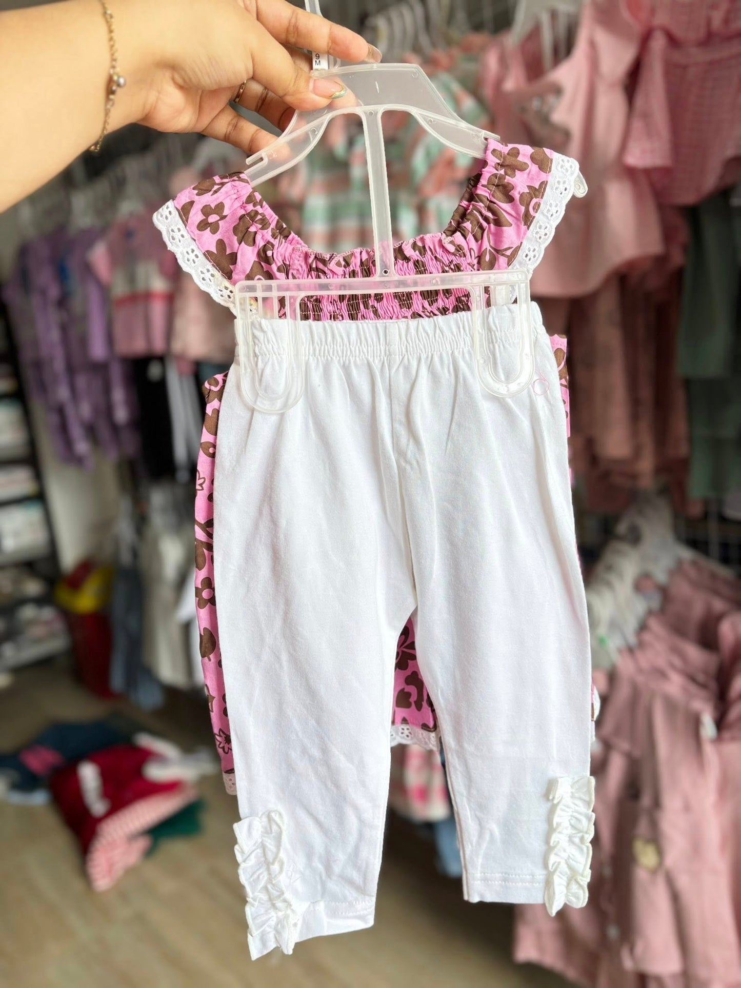 TH-SALE 02 MON CARAMEL GIRL PINK FLOWER DRESS WITH WHITE PANTS